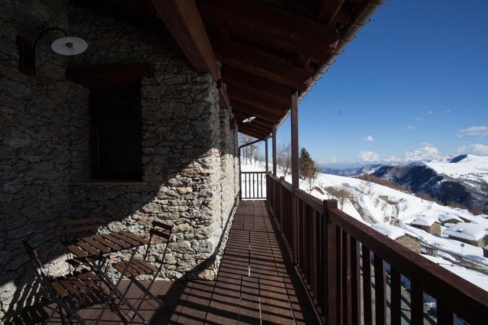 Agriturismo A Nostro Mizoun Ostana ภายนอก รูปภาพ